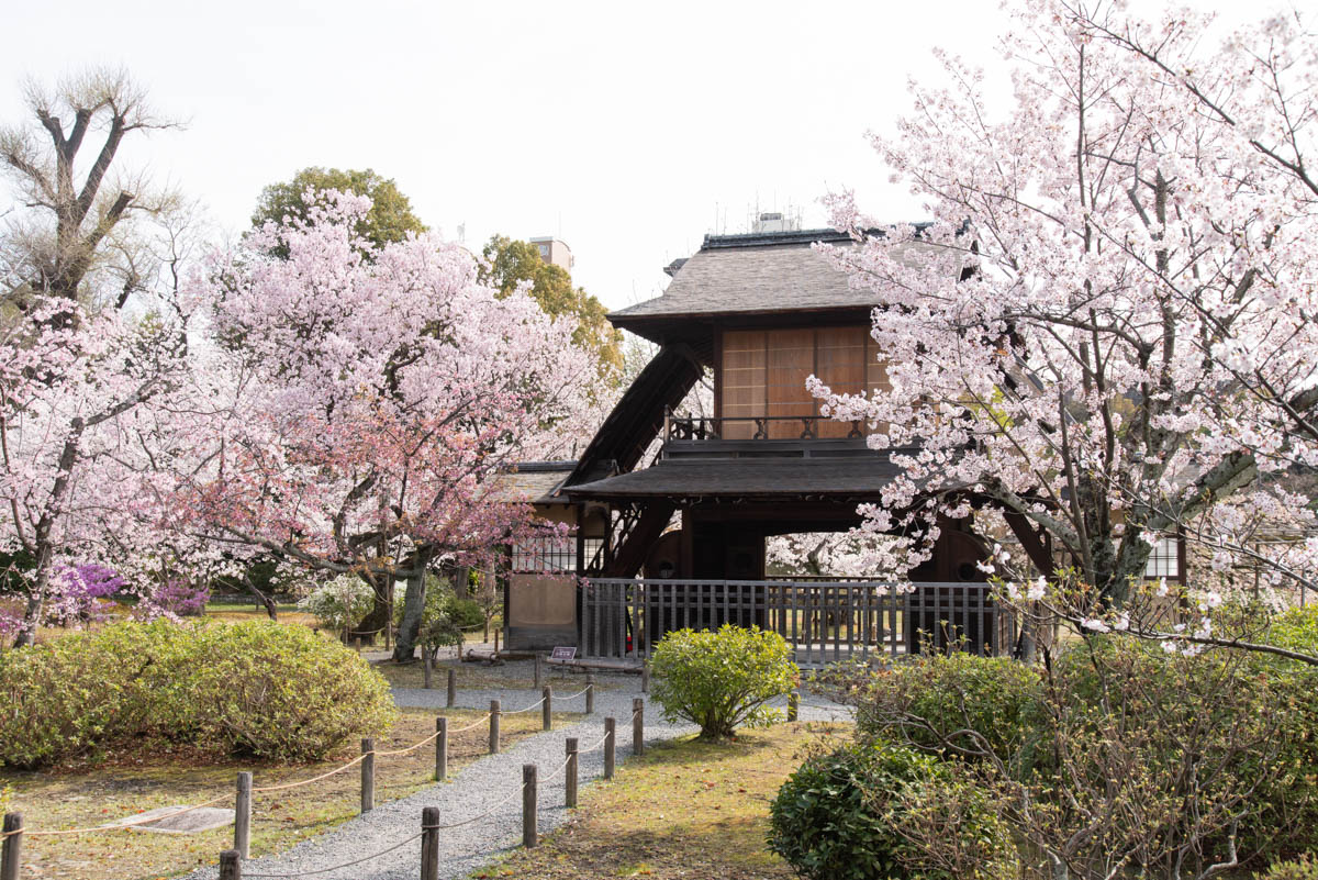 Boka-kaku Pavilion