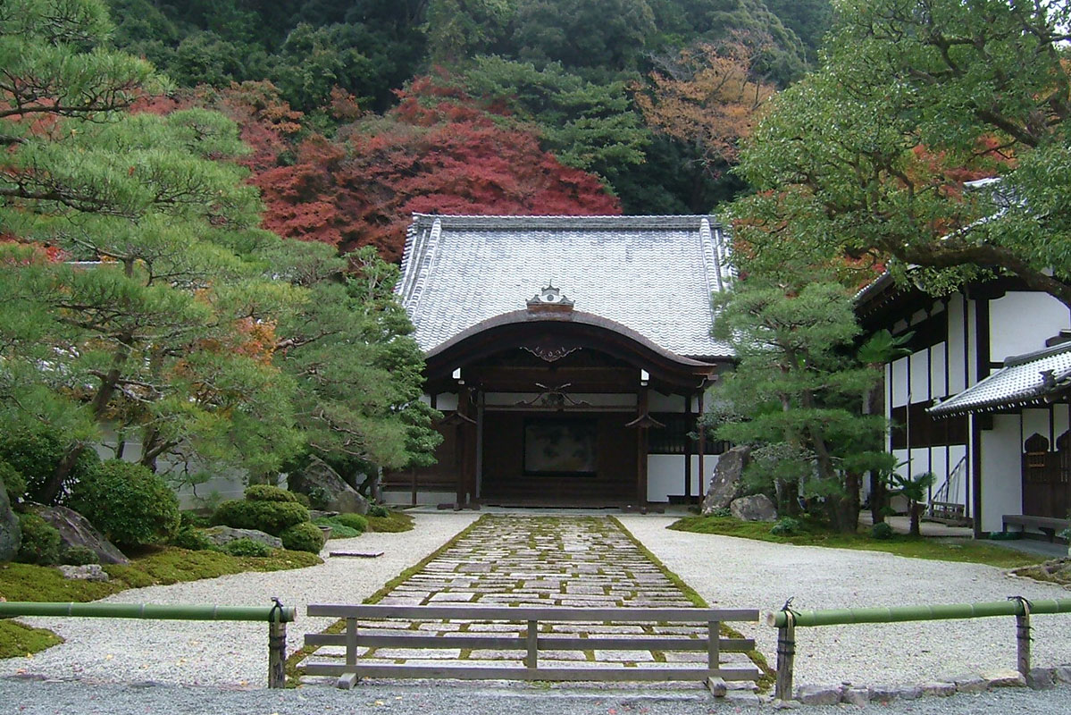 南禅寺 大玄関庭園 | 庭園紹介 | 植彌加藤造園 -京都で、日本庭園を