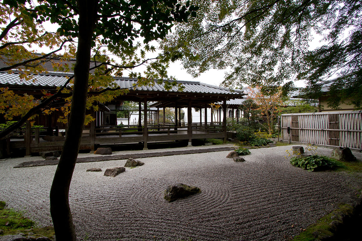 南禅寺 華厳庭・龍吟庭 | 庭園紹介 | 植彌加藤造園 -京都で、日本庭園