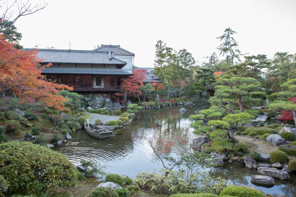 對龍山荘 | 庭園紹介 | 植彌加藤造園 -京都で、日本庭園をはぐくむ-