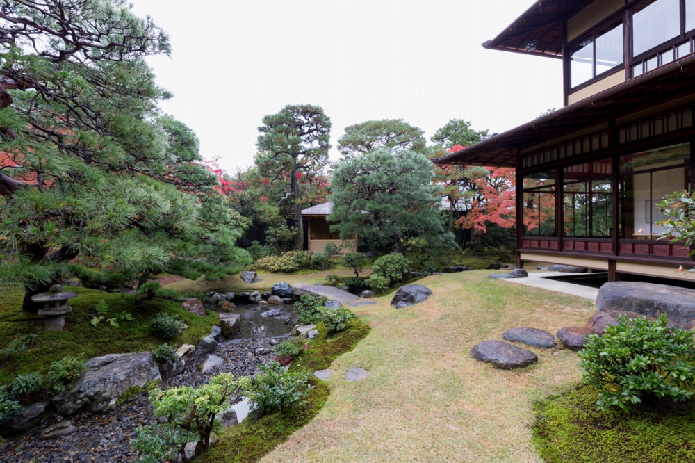 京都冈崎邸 庭园介绍 植弥加藤造园 始于京都精心培育日本庭园