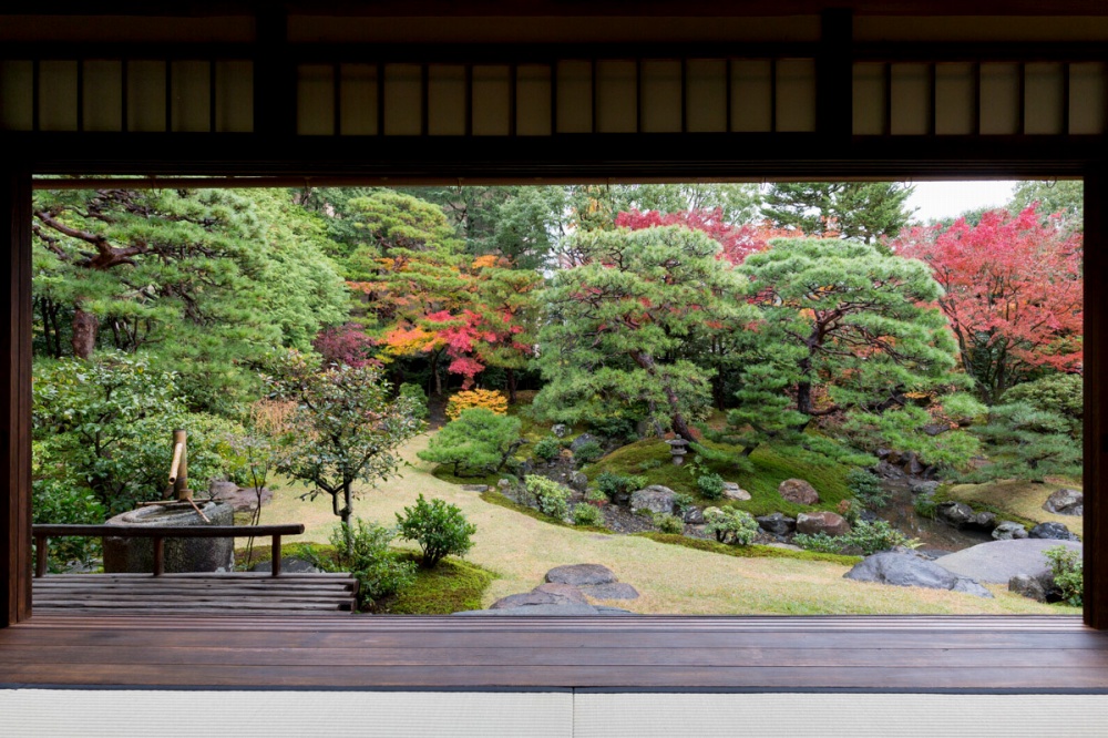 京都冈崎邸 庭园介绍 植弥加藤造园 始于京都精心培育日本庭园