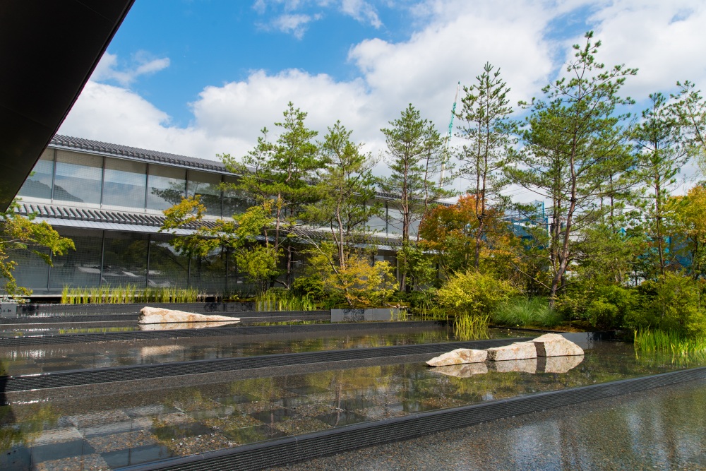 Fukuda Art Museum | Gardens | UEYAKATO Landscape [Japanese garden 